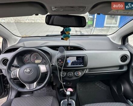 Серый Тойота Ярис, объемом двигателя 1.33 л и пробегом 166 тыс. км за 10500 $, фото 23 на Automoto.ua