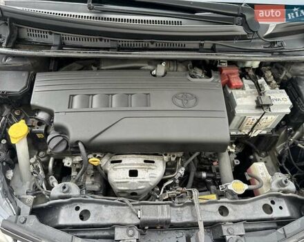 Серый Тойота Ярис, объемом двигателя 1.33 л и пробегом 166 тыс. км за 10500 $, фото 1 на Automoto.ua