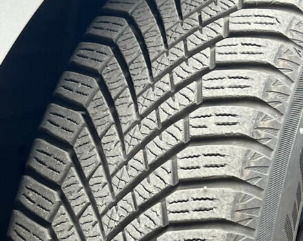 Серый Тойота Ярис, объемом двигателя 1.5 л и пробегом 140 тыс. км за 11500 $, фото 11 на Automoto.ua