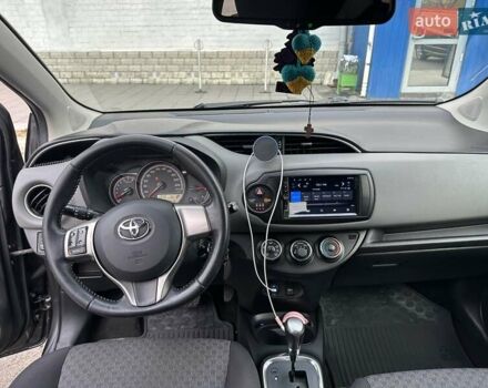 Серый Тойота Ярис, объемом двигателя 1.33 л и пробегом 166 тыс. км за 10500 $, фото 25 на Automoto.ua