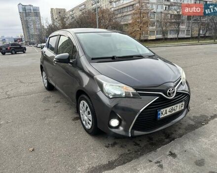 Серый Тойота Ярис, объемом двигателя 1.33 л и пробегом 166 тыс. км за 10500 $, фото 4 на Automoto.ua