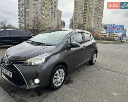 Серый Тойота Ярис, объемом двигателя 1.33 л и пробегом 166 тыс. км за 10500 $, фото 8 на Automoto.ua