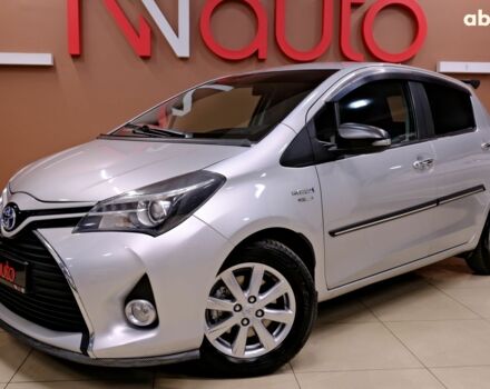 Серый Тойота Ярис, объемом двигателя 1.5 л и пробегом 148 тыс. км за 11900 $, фото 1 на Automoto.ua