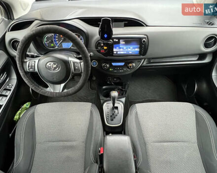 Серый Тойота Ярис, объемом двигателя 1.5 л и пробегом 140 тыс. км за 11500 $, фото 26 на Automoto.ua