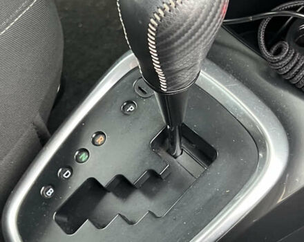 Серый Тойота Ярис, объемом двигателя 1.5 л и пробегом 140 тыс. км за 11500 $, фото 29 на Automoto.ua