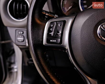 Сірий Тойота Яріс, об'ємом двигуна 1.5 л та пробігом 148 тис. км за 11900 $, фото 21 на Automoto.ua