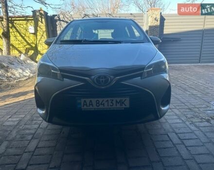 Серый Тойота Ярис, объемом двигателя 1.3 л и пробегом 65 тыс. км за 11000 $, фото 2 на Automoto.ua
