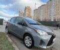 Серый Тойота Ярис, объемом двигателя 1.5 л и пробегом 75 тыс. км за 7500 $, фото 1 на Automoto.ua