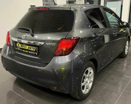 Тойота Яріс 2016 у Львові на Automoto.ua Сірий Тойота Яріс, об'ємом двигуна 1 л та пробігом 247 тис. км за 8000 $, фото 6 на Automoto.ua