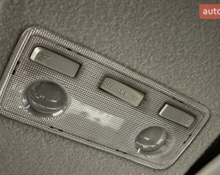 Серый Тойота Ярис, объемом двигателя 1 л и пробегом 247 тыс. км за 8000 $, фото 16 на Automoto.ua