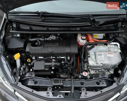 Сірий Тойота Яріс, об'ємом двигуна 1.5 л та пробігом 100 тис. км за 14999 $, фото 7 на Automoto.ua