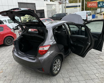 Сірий Тойота Яріс, об'ємом двигуна 1.5 л та пробігом 100 тис. км за 14999 $, фото 71 на Automoto.ua