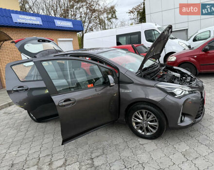 Сірий Тойота Яріс, об'ємом двигуна 1.5 л та пробігом 100 тис. км за 14999 $, фото 67 на Automoto.ua