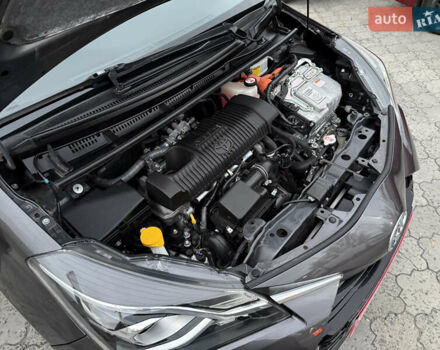 Сірий Тойота Яріс, об'ємом двигуна 1.5 л та пробігом 100 тис. км за 14999 $, фото 61 на Automoto.ua