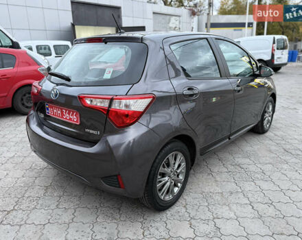 Сірий Тойота Яріс, об'ємом двигуна 1.5 л та пробігом 100 тис. км за 14999 $, фото 16 на Automoto.ua