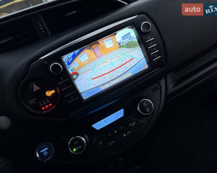 Сірий Тойота Яріс, об'ємом двигуна 1.5 л та пробігом 100 тис. км за 14999 $, фото 59 на Automoto.ua