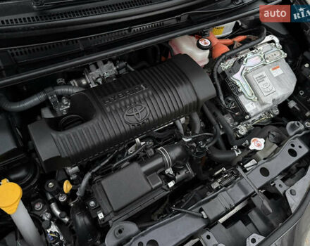 Сірий Тойота Яріс, об'ємом двигуна 1.5 л та пробігом 100 тис. км за 14999 $, фото 63 на Automoto.ua