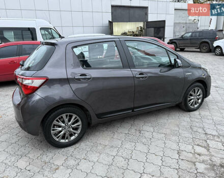 Сірий Тойота Яріс, об'ємом двигуна 1.5 л та пробігом 100 тис. км за 14999 $, фото 14 на Automoto.ua