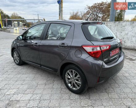 Сірий Тойота Яріс, об'ємом двигуна 1.5 л та пробігом 100 тис. км за 14999 $, фото 23 на Automoto.ua