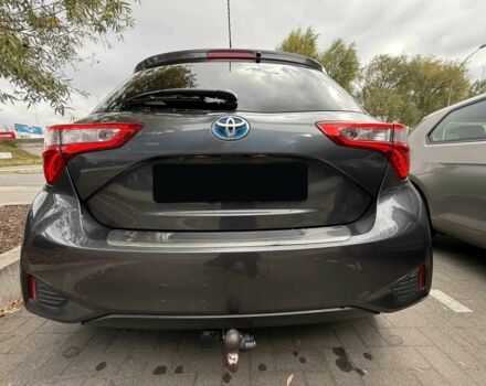 Серый Тойота Ярис, объемом двигателя 1 л и пробегом 43 тыс. км за 5600 $, фото 4 на Automoto.ua