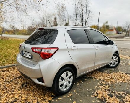 Серый Тойота Ярис, объемом двигателя 1.5 л и пробегом 37 тыс. км за 15300 $, фото 6 на Automoto.ua