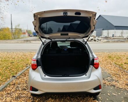 Серый Тойота Ярис, объемом двигателя 1.5 л и пробегом 37 тыс. км за 15300 $, фото 12 на Automoto.ua