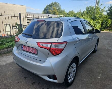 Сірий Тойота Яріс, об'ємом двигуна 1 л та пробігом 207 тис. км за 9950 $, фото 5 на Automoto.ua