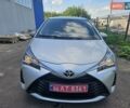 Сірий Тойота Яріс, об'ємом двигуна 1 л та пробігом 112 тис. км за 9950 $, фото 1 на Automoto.ua