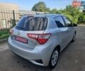 Сірий Тойота Яріс, об'ємом двигуна 1 л та пробігом 112 тис. км за 9950 $, фото 9 на Automoto.ua