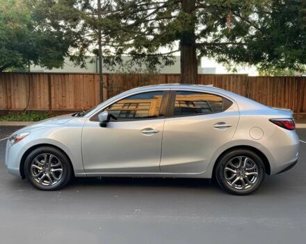 Серый Тойота Ярис, объемом двигателя 1.5 л и пробегом 39 тыс. км за 12800 $, фото 3 на Automoto.ua