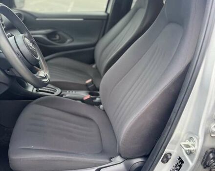 Тойота Ярис 2021 в Киеве на Automoto.ua Серый Тойота Ярис, объемом двигателя 1.49 л и пробегом 38 тыс. км за 16700 $, фото 14 на Automoto.ua