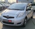 Серый Тойота Ярис, объемом двигателя 2.2 л и пробегом 210 тыс. км за 3390 $, фото 1 на Automoto.ua