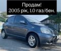 Тойота Яріс 2005 у Надворной на Automoto.ua Сірий Тойота Яріс, об'ємом двигуна 1 л та пробігом 140 тис. км за 3600 $, фото 1 на Automoto.ua