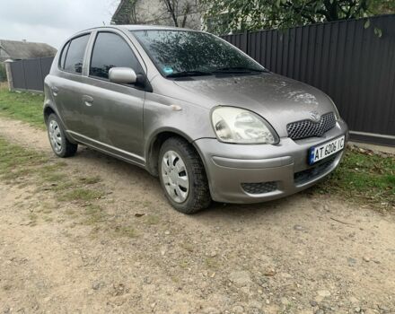 Сірий Тойота Яріс, об'ємом двигуна 1 л та пробігом 700 тис. км за 3500 $, фото 4 на Automoto.ua