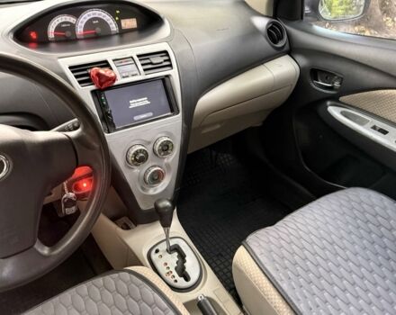 Тойота Яріс 2006 у Одесі на Automoto.ua Сірий Тойота Яріс, об'ємом двигуна 1.3 л та пробігом 195 тис. км за 6000 $, фото 2 на Automoto.ua