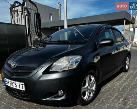Серый Тойота Ярис, объемом двигателя 1.5 л и пробегом 250 тыс. км за 5800 $, фото 6 на Automoto.ua