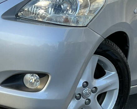 Серый Тойота Ярис, объемом двигателя 1.3 л и пробегом 181 тыс. км за 7300 $, фото 15 на Automoto.ua