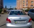 Сірий Тойота Яріс, об'ємом двигуна 1.3 л та пробігом 212 тис. км за 6500 $, фото 1 на Automoto.ua