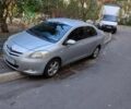 Сірий Тойота Яріс, об'ємом двигуна 1.5 л та пробігом 219 тис. км за 5800 $, фото 1 на Automoto.ua