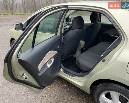 Серый Тойота Ярис, объемом двигателя 1.3 л и пробегом 243 тыс. км за 5300 $, фото 11 на Automoto.ua