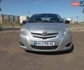 Серый Тойота Ярис, объемом двигателя 1.3 л и пробегом 270 тыс. км за 4750 $, фото 1 на Automoto.ua