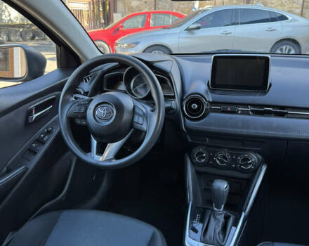 Серый Тойота Ярис, объемом двигателя 1.5 л и пробегом 184 тыс. км за 11800 $, фото 7 на Automoto.ua