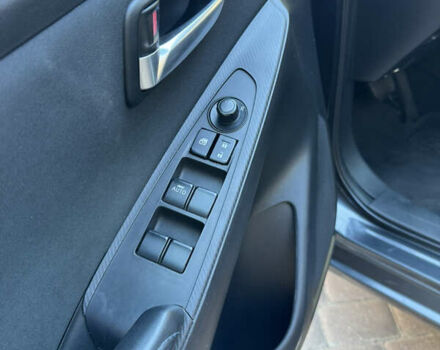 Серый Тойота Ярис, объемом двигателя 1.5 л и пробегом 184 тыс. км за 11800 $, фото 11 на Automoto.ua