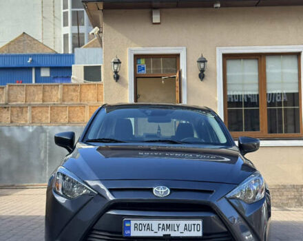 Серый Тойота Ярис, объемом двигателя 1.5 л и пробегом 184 тыс. км за 11800 $, фото 1 на Automoto.ua