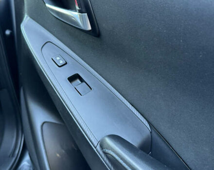 Серый Тойота Ярис, объемом двигателя 1.5 л и пробегом 184 тыс. км за 11800 $, фото 21 на Automoto.ua