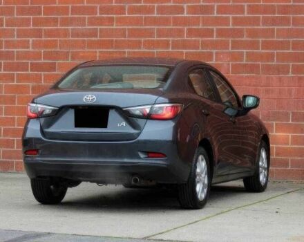 Сірий Тойота Яріс, об'ємом двигуна 1.5 л та пробігом 98 тис. км за 14500 $, фото 4 на Automoto.ua