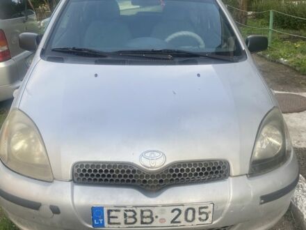 Серый Тойота Ярис, объемом двигателя 1 л и пробегом 3 тыс. км за 800 $, фото 1 на Automoto.ua