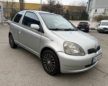 Сірий Тойота Яріс, об'ємом двигуна 1.3 л та пробігом 276 тис. км за 2777 $, фото 1 на Automoto.ua