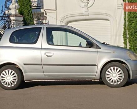 Сірий Тойота Яріс, об'ємом двигуна 1 л та пробігом 270 тис. км за 2800 $, фото 1 на Automoto.ua