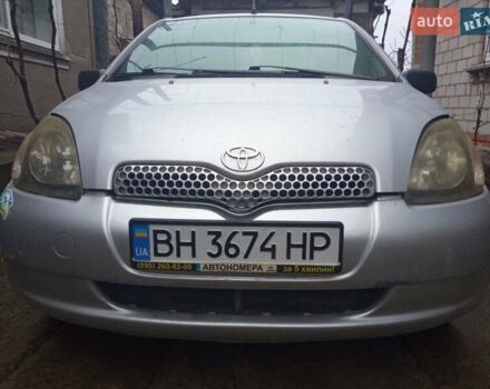Серый Тойота Ярис, объемом двигателя 0.96 л и пробегом 163 тыс. км за 3500 $, фото 1 на Automoto.ua